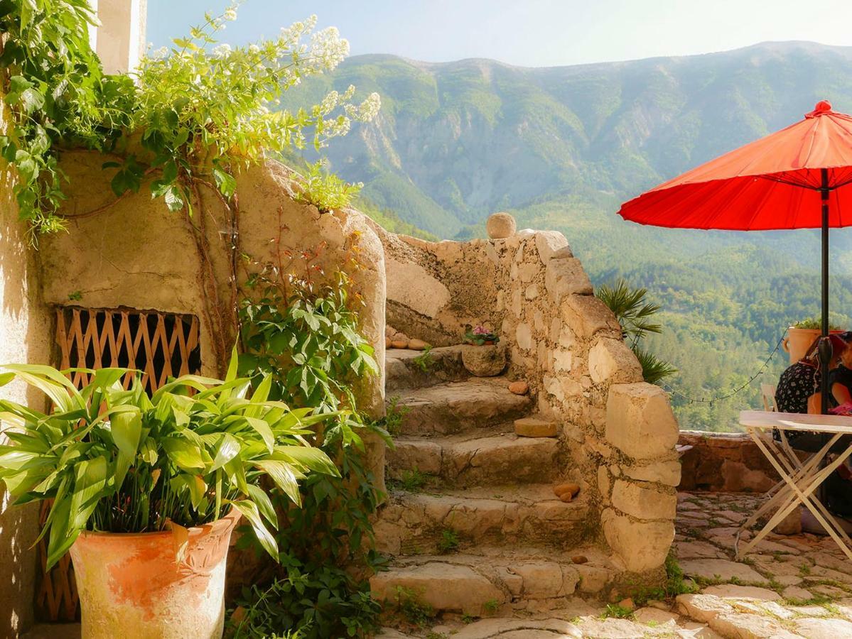 Chateau Des Gipieres Bij De Mont Ventoux Montbrun-les-Bains Eksteriør billede
