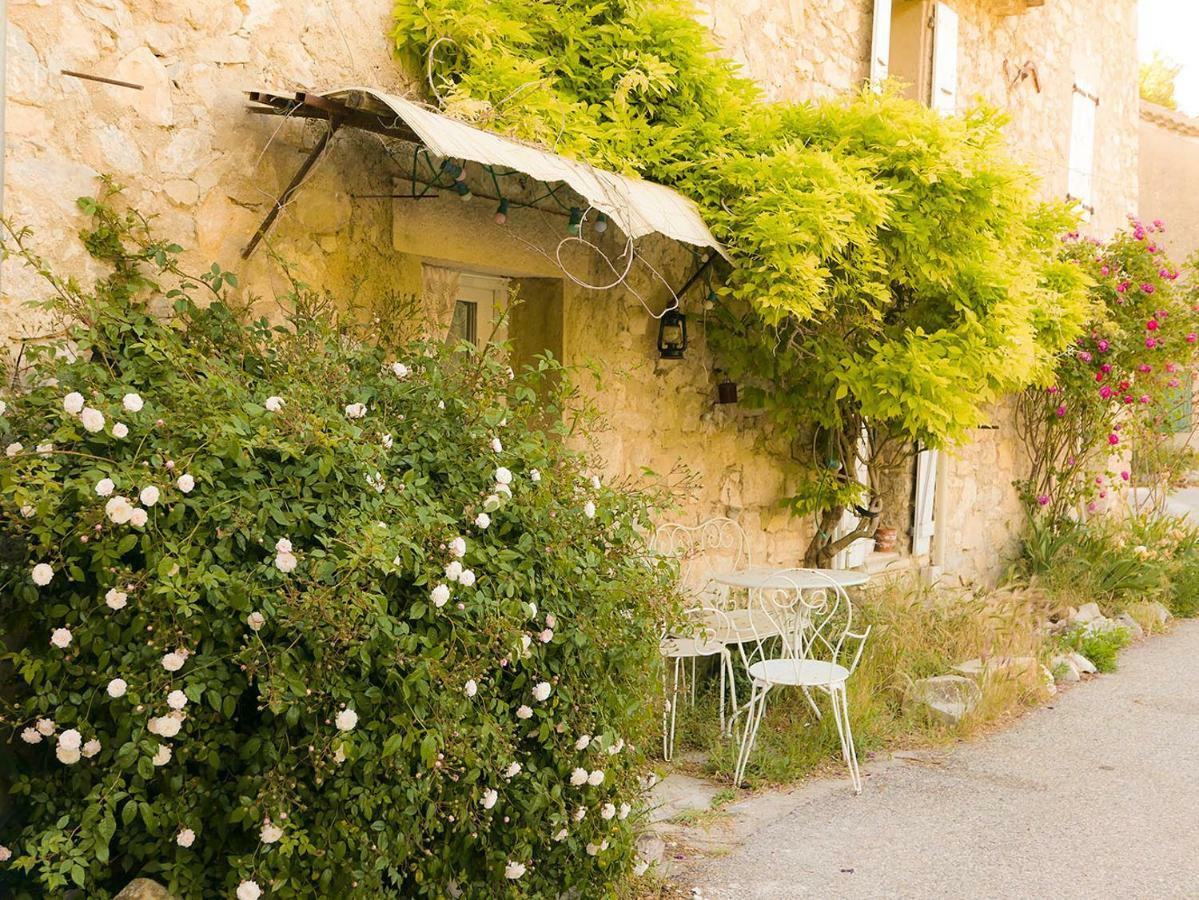 Chateau Des Gipieres Bij De Mont Ventoux Montbrun-les-Bains Eksteriør billede