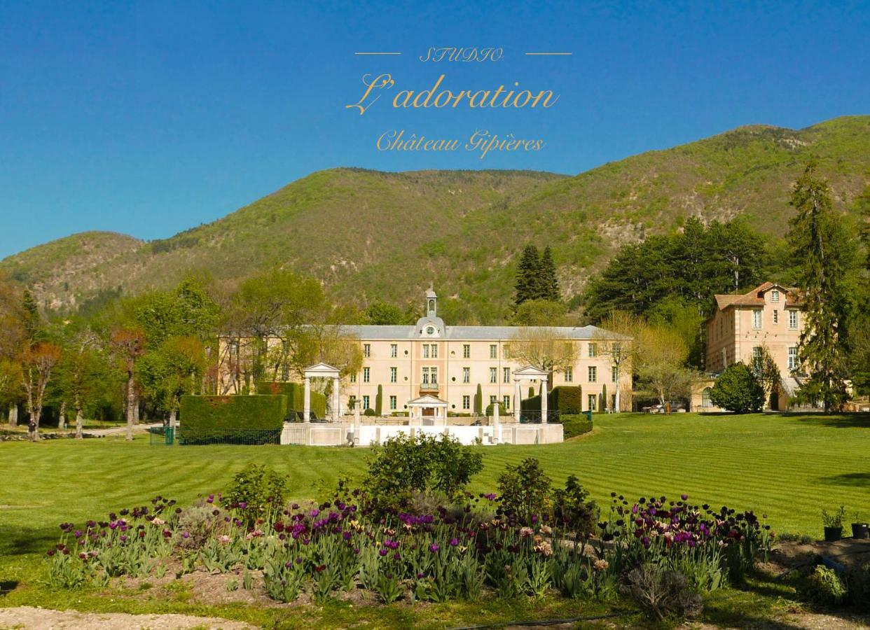 Chateau Des Gipieres Bij De Mont Ventoux Montbrun-les-Bains Eksteriør billede