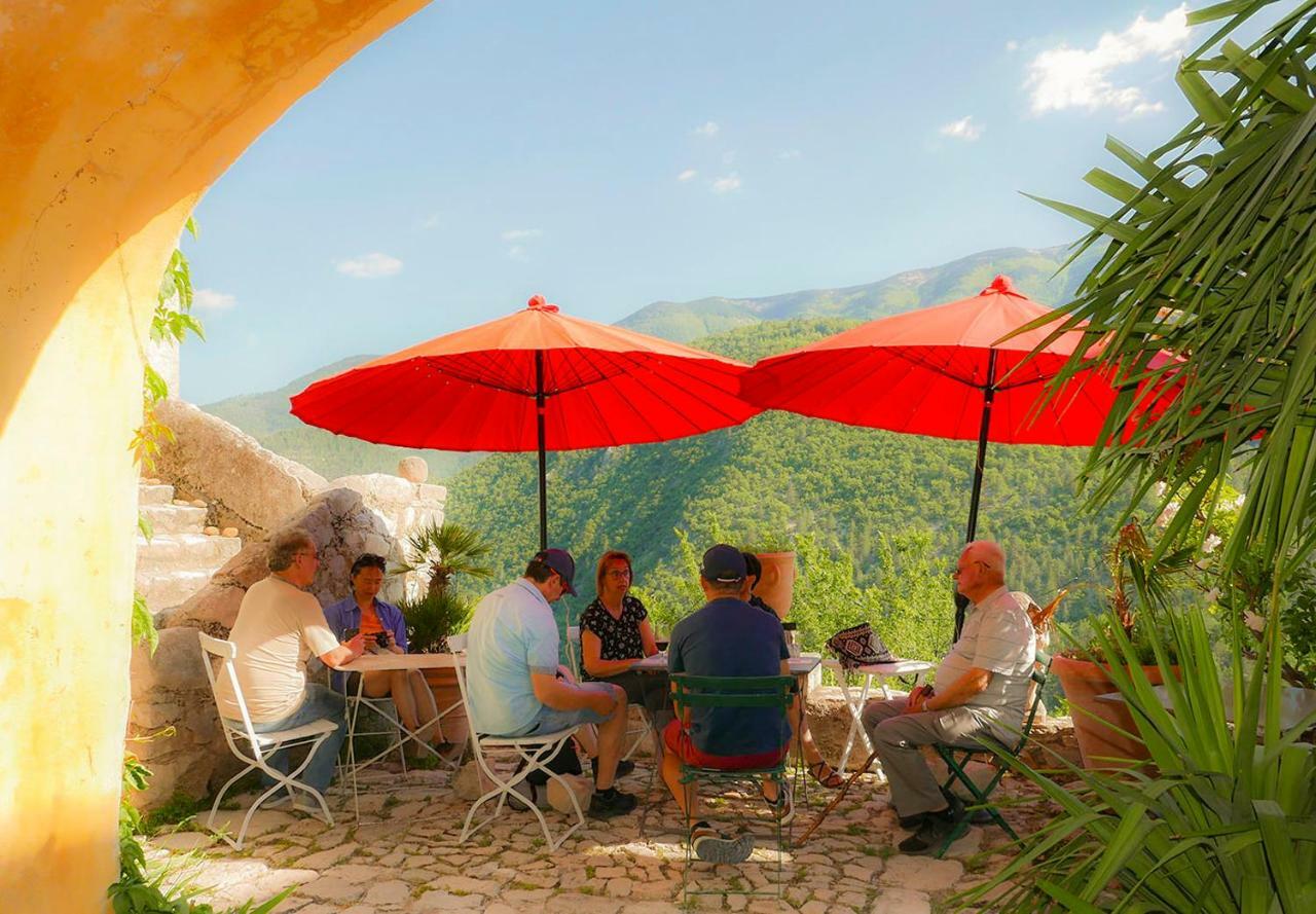 Chateau Des Gipieres Bij De Mont Ventoux Montbrun-les-Bains Eksteriør billede